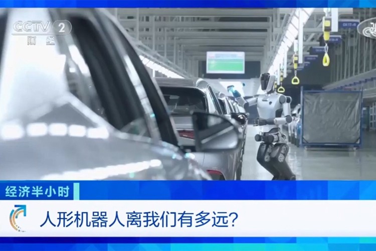中央电视台《经济半小时》栏目对盛世国际机器人的专题报道